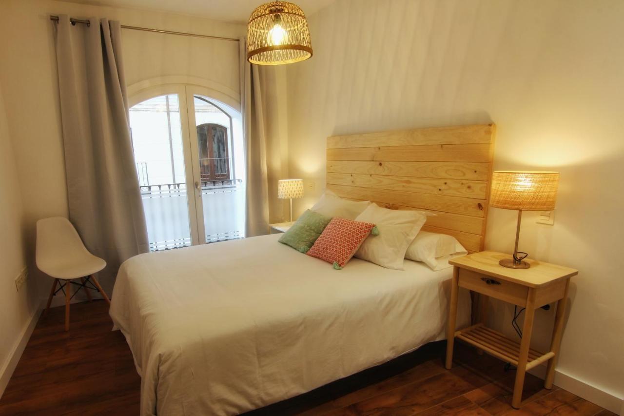 Apartamentos Almada Zaragoza Luaran gambar