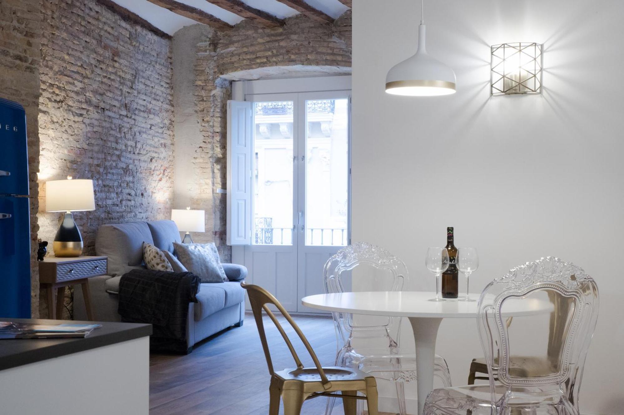 Apartamentos Almada Zaragoza Luaran gambar