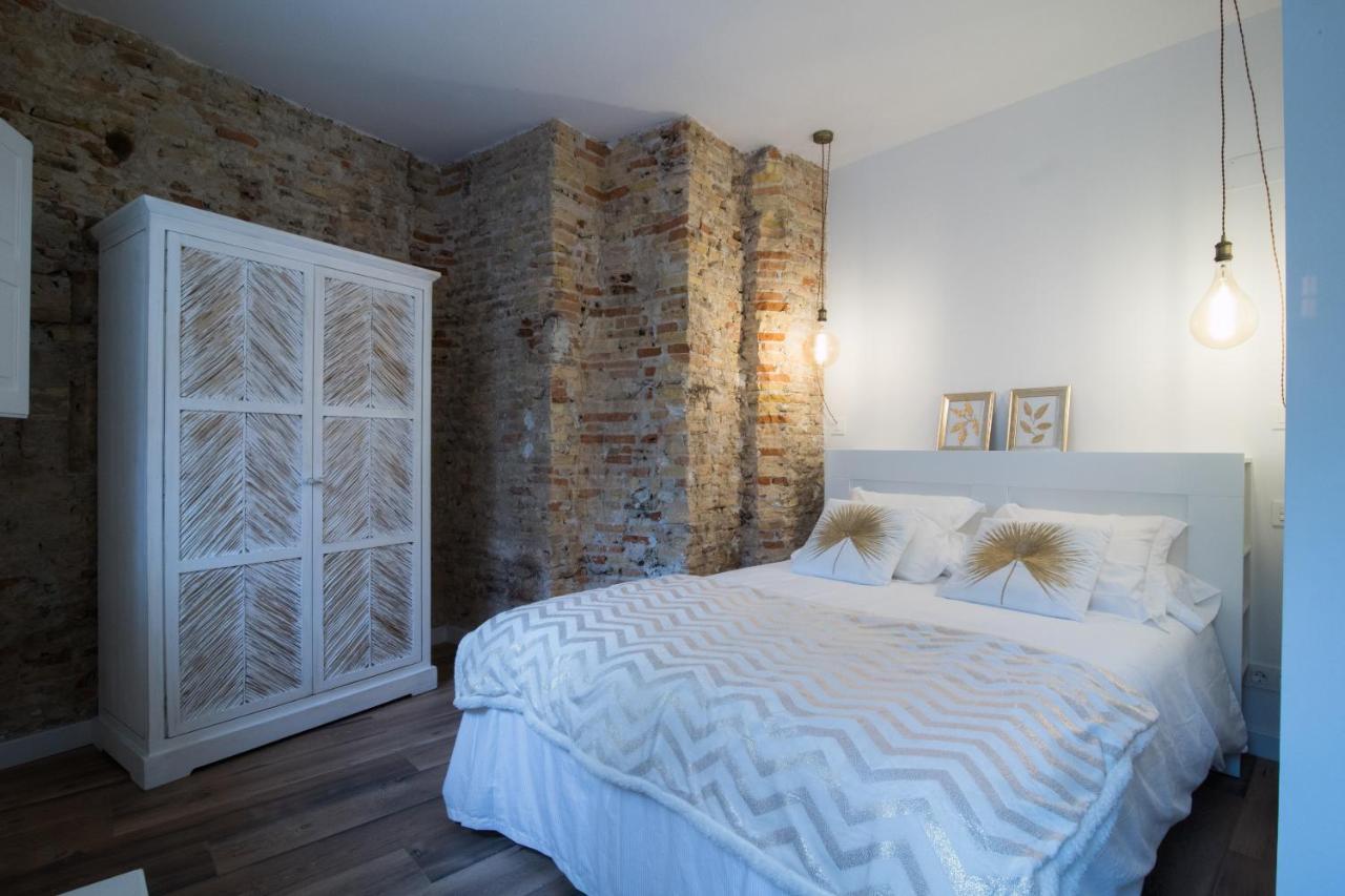 Apartamentos Almada Zaragoza Luaran gambar