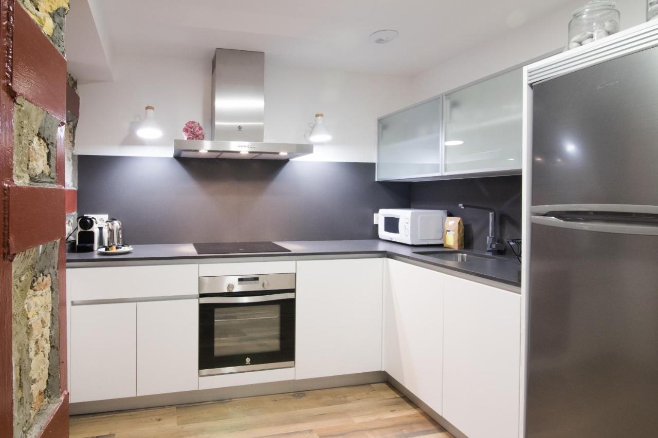 Apartamentos Almada Zaragoza Luaran gambar